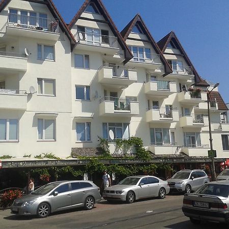 Apartament Portowy Z Garazem, Ul Towarowa Kołobrzeg Habitación foto