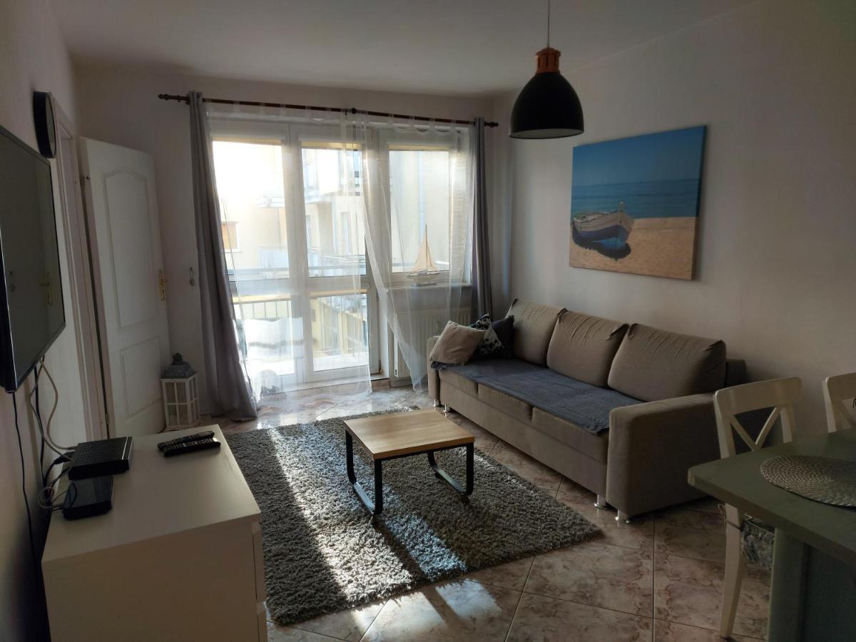 Apartament Portowy Z Garazem, Ul Towarowa Kołobrzeg Exterior foto